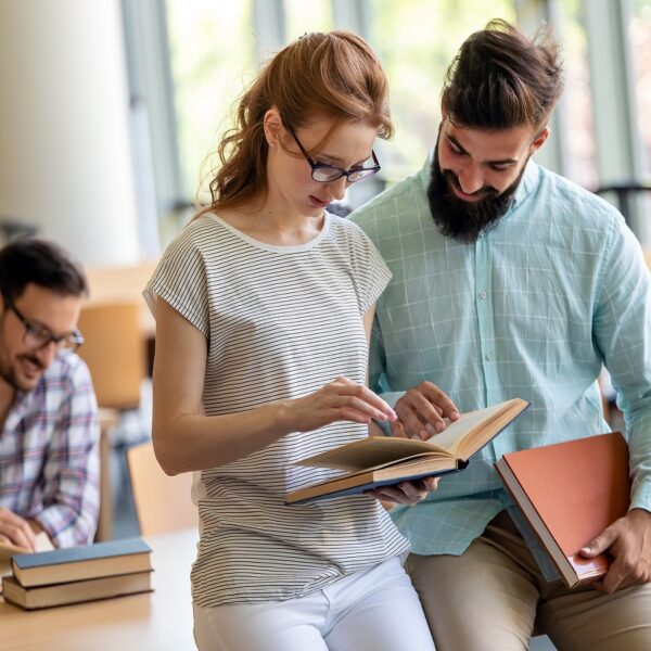 Povinnosti škôl podľa vyhlášok k novele školského zákona