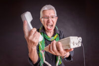 Komunikácia s nepríjemným zákazníkom: Ako skrotiť emócie a vyriešiť situáciu bez eskalácie konfliktu