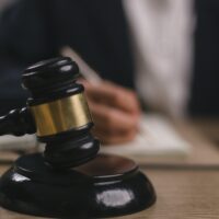 Prejednávanie priestupkov a deliktov v obciach po zmenách 15. 7. 2026